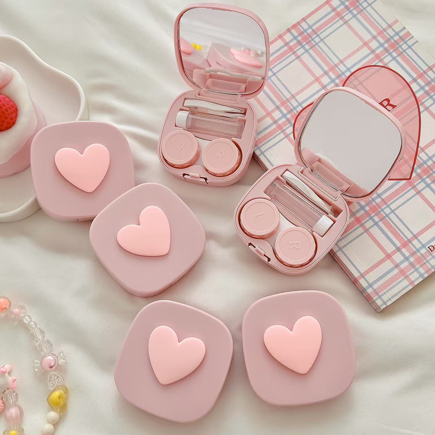 Women Accessories List - Custodia per lenti a contatto a
