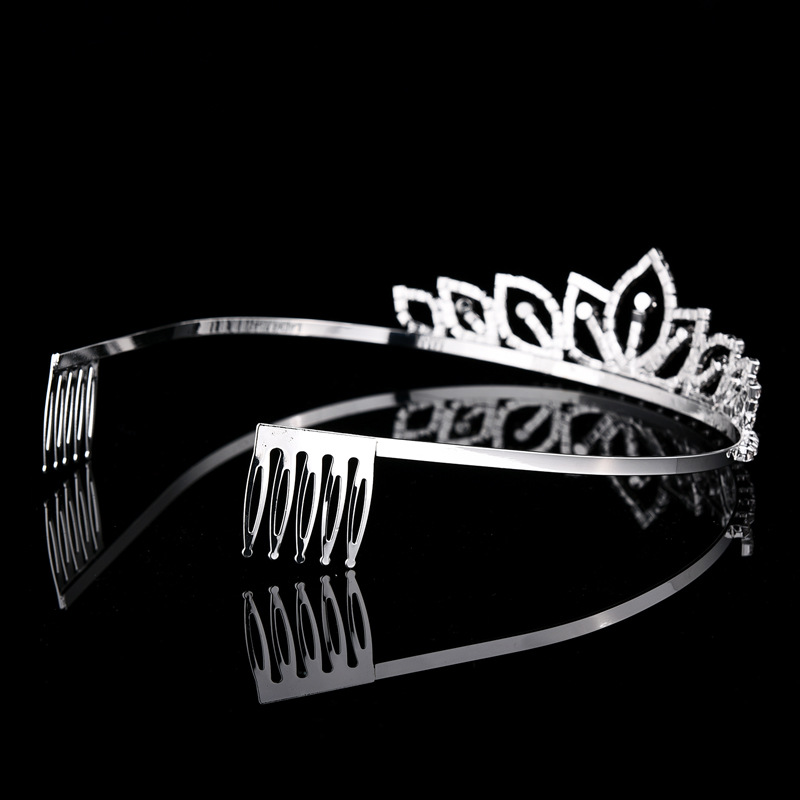 Corona in Strass Scintillanti  - Women Accessories Gift recensione e prezzo