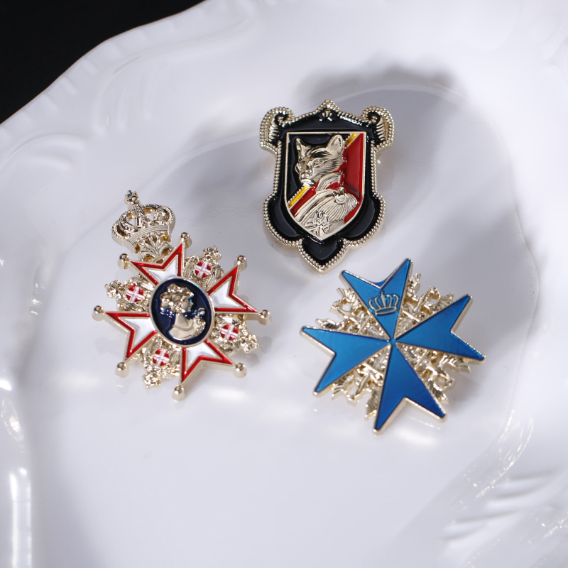 Commercio all'ingrosso del nuo - Brooch Pin Gold recensione e prezzo