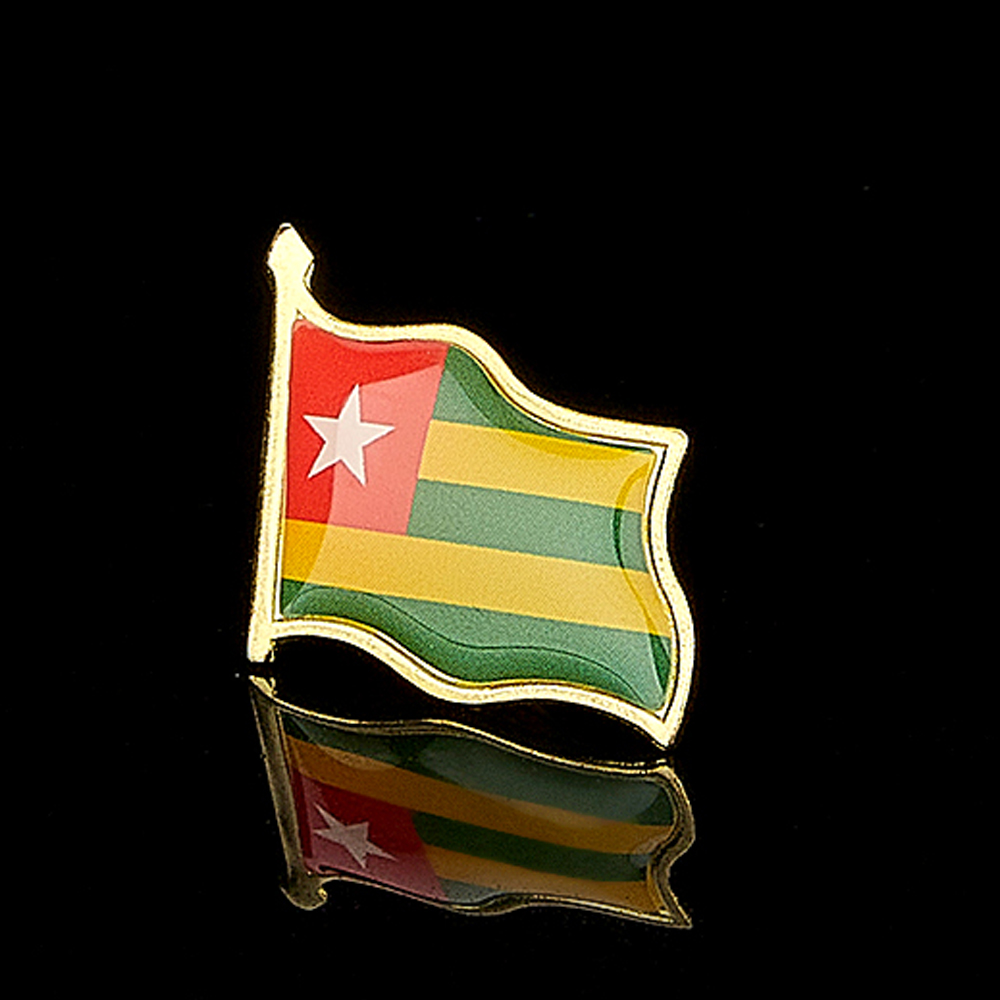 Spilla con distintivo da baver - Brooch Pin Gold recensione e prezzo